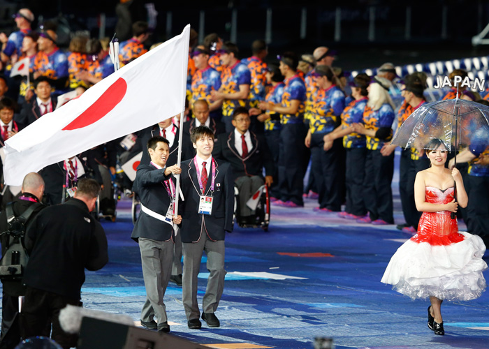 ロンドンパラリンピック　日本選手団旗手・木村敬一　　　写真／竹見脩吾