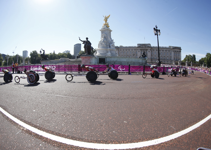 ロンドンパラリンピック　陸上競技・車いすマラソン　　　　写真／竹見脩吾